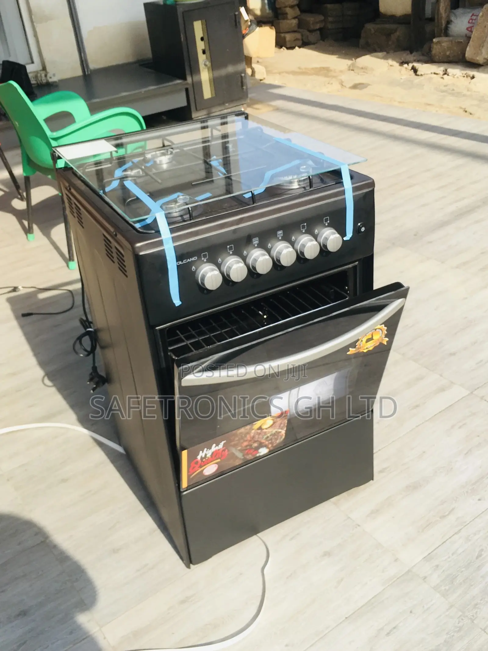Volcano 4 Gas Cooker Black 50x50 Oven With