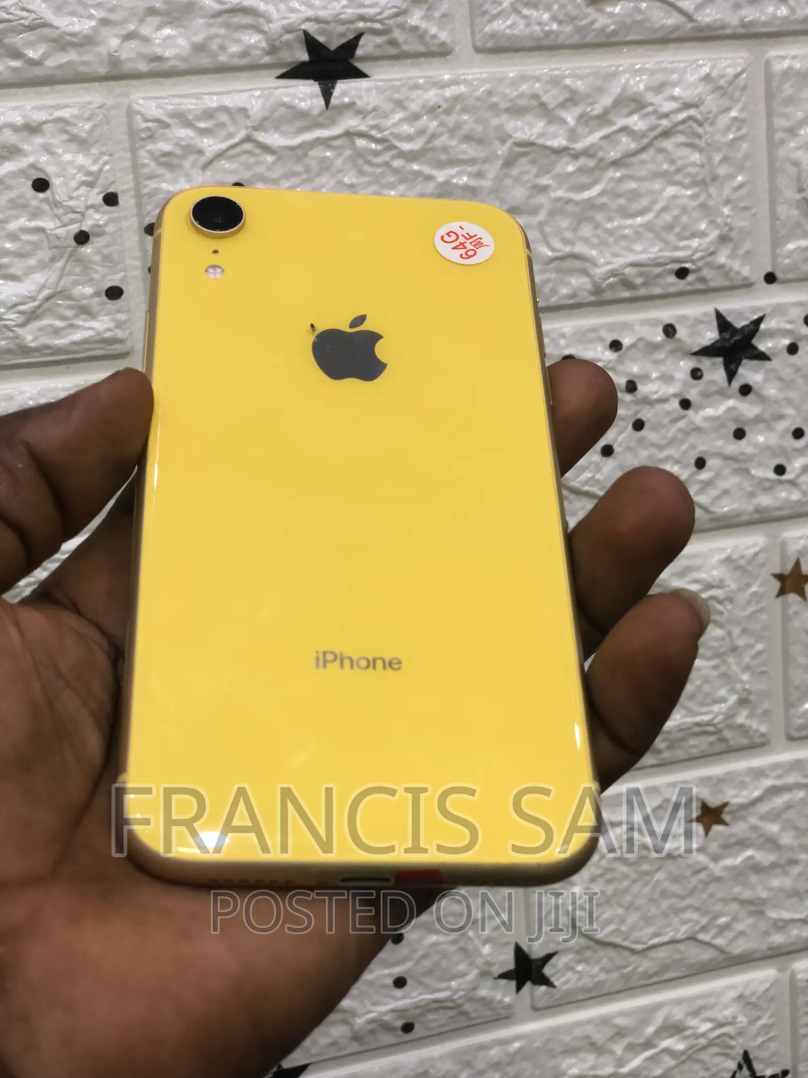 New Apple iPhone XR 64 GB Yellow