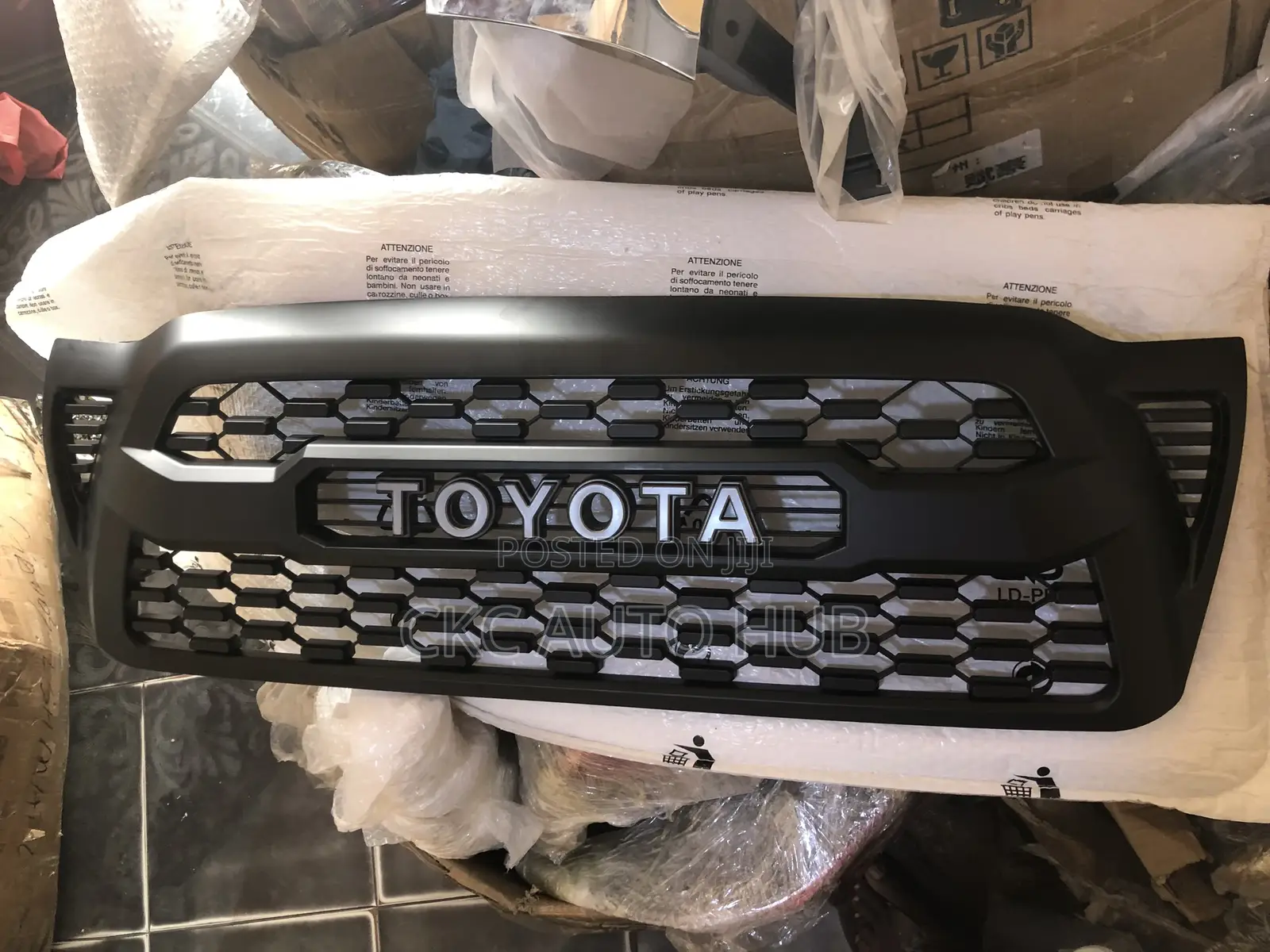 Tacoma 2005 To 20011 Front Shells