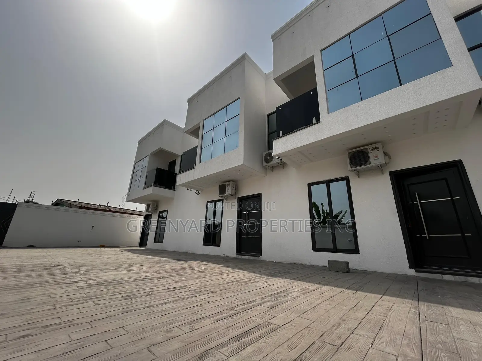 2bdrm Duplex in Botwe for sale