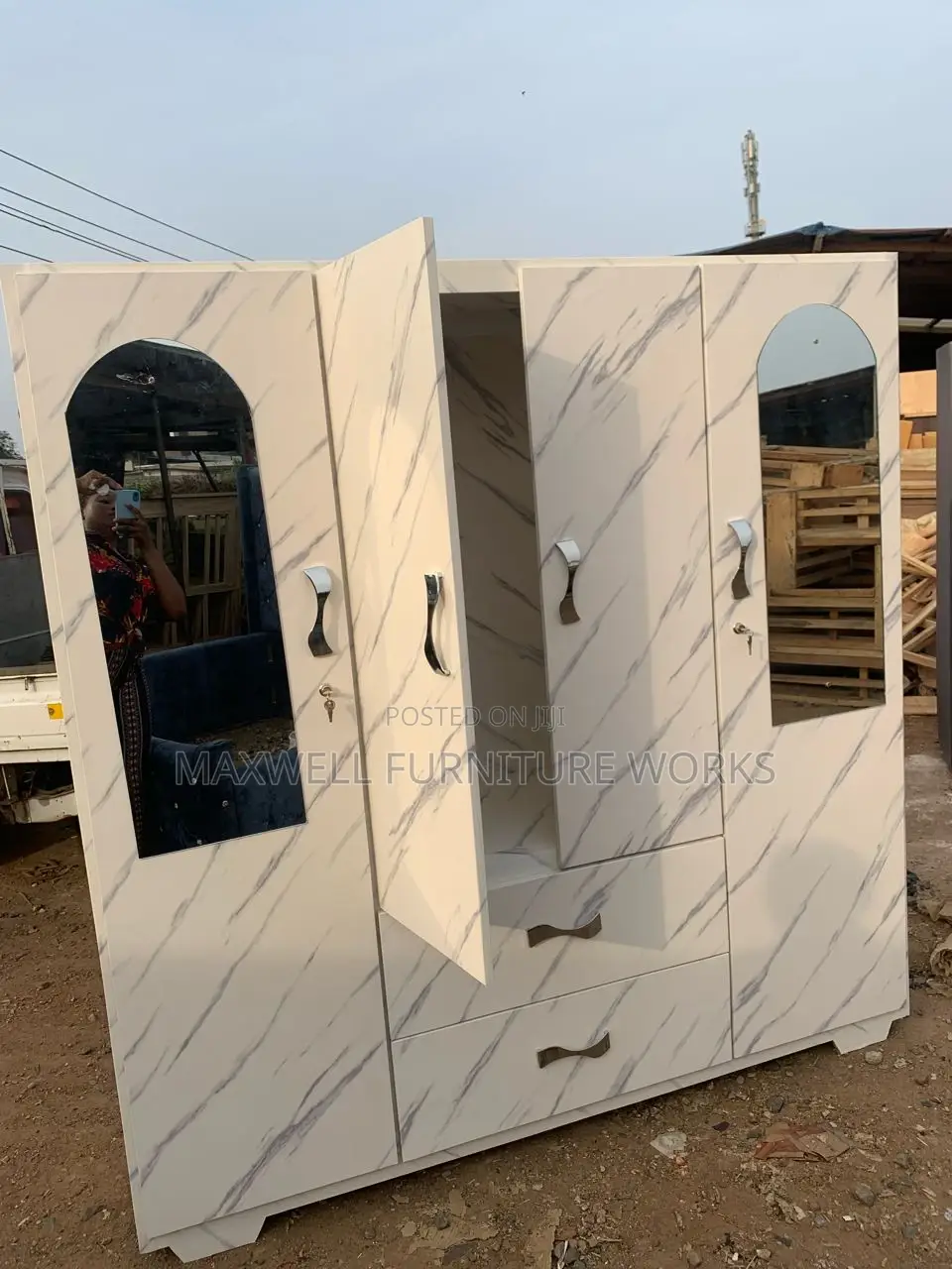 Quality 4in1 Wardrobe ( Payment After Delivery)