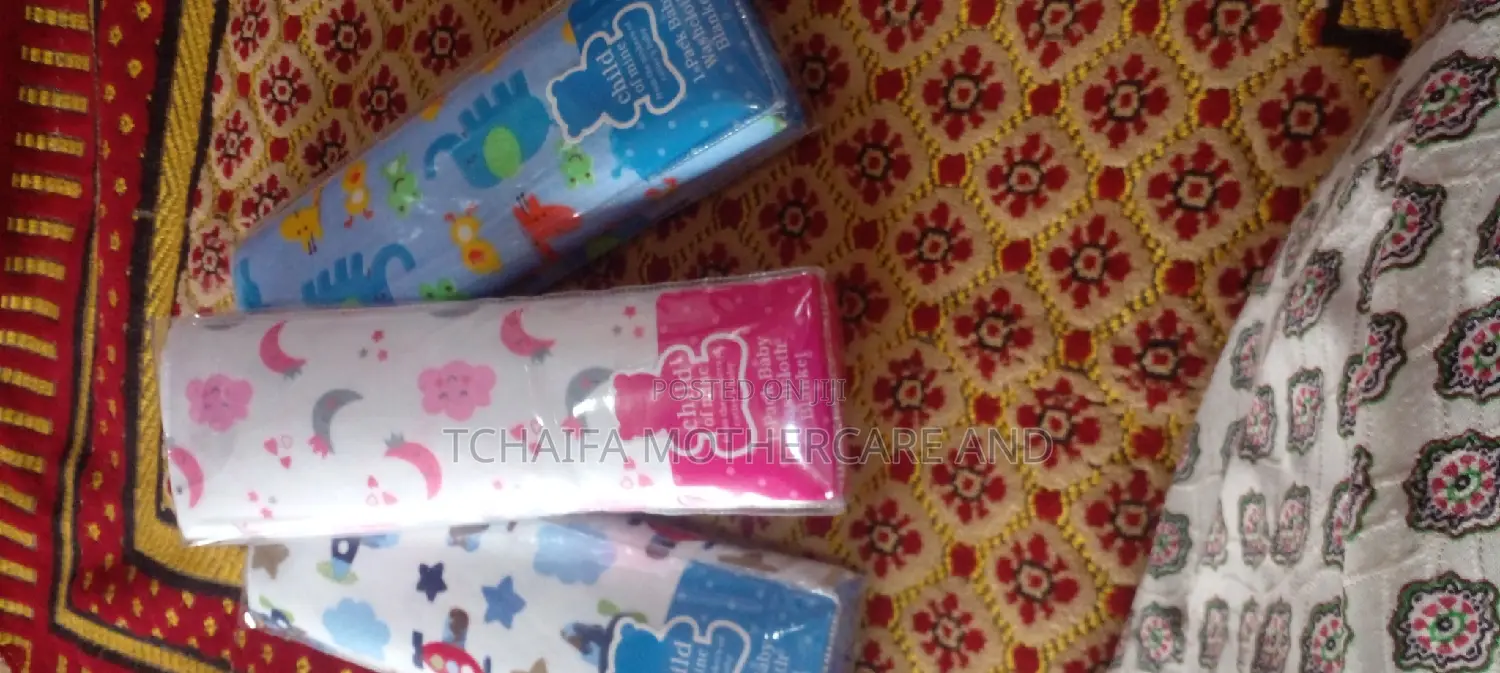 Coloured Cot Sheet