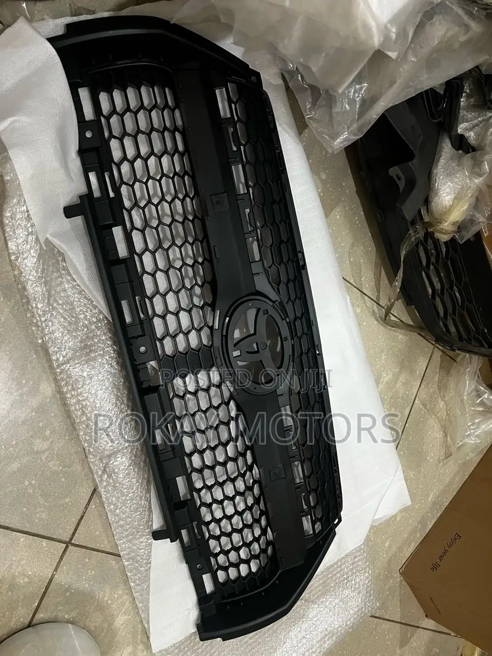 Rav 4 2008,2009,2010 ,2011,2012 Front Shells Limited