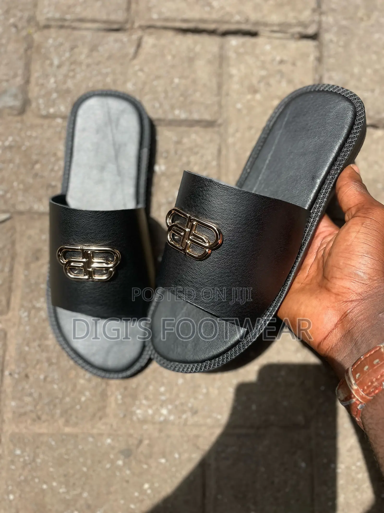 Black Ntwabom Leather Slippers With Crown