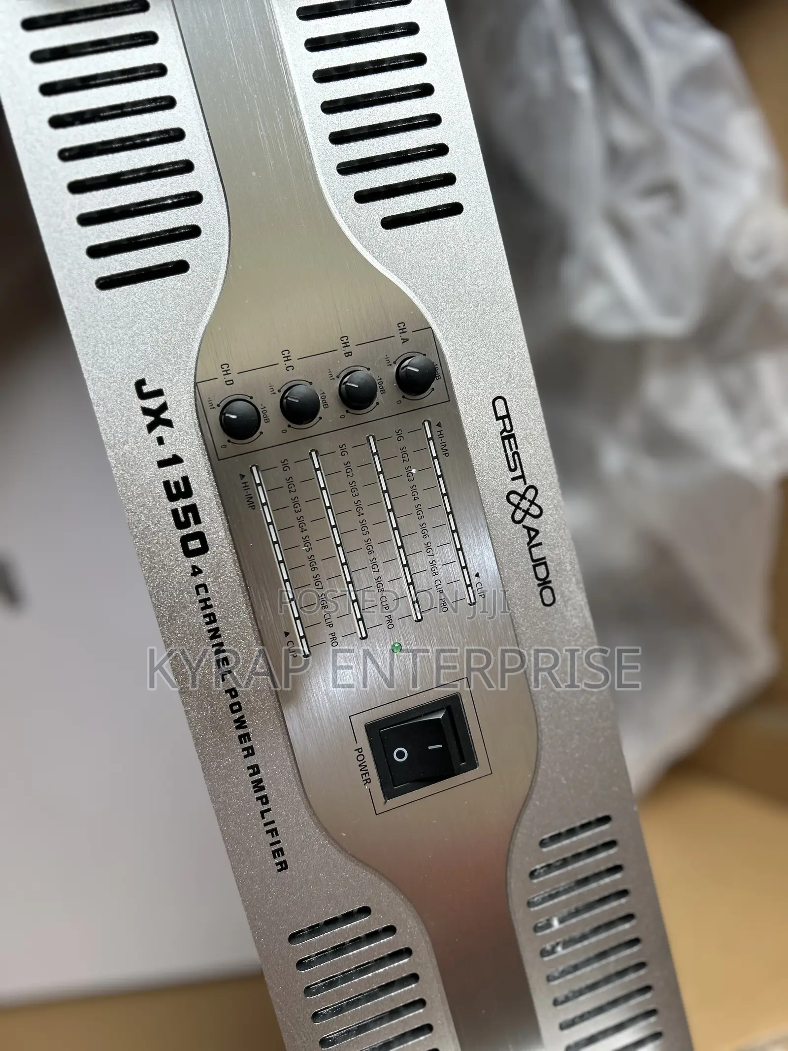 Crest Audio 4 Channel Amplifier