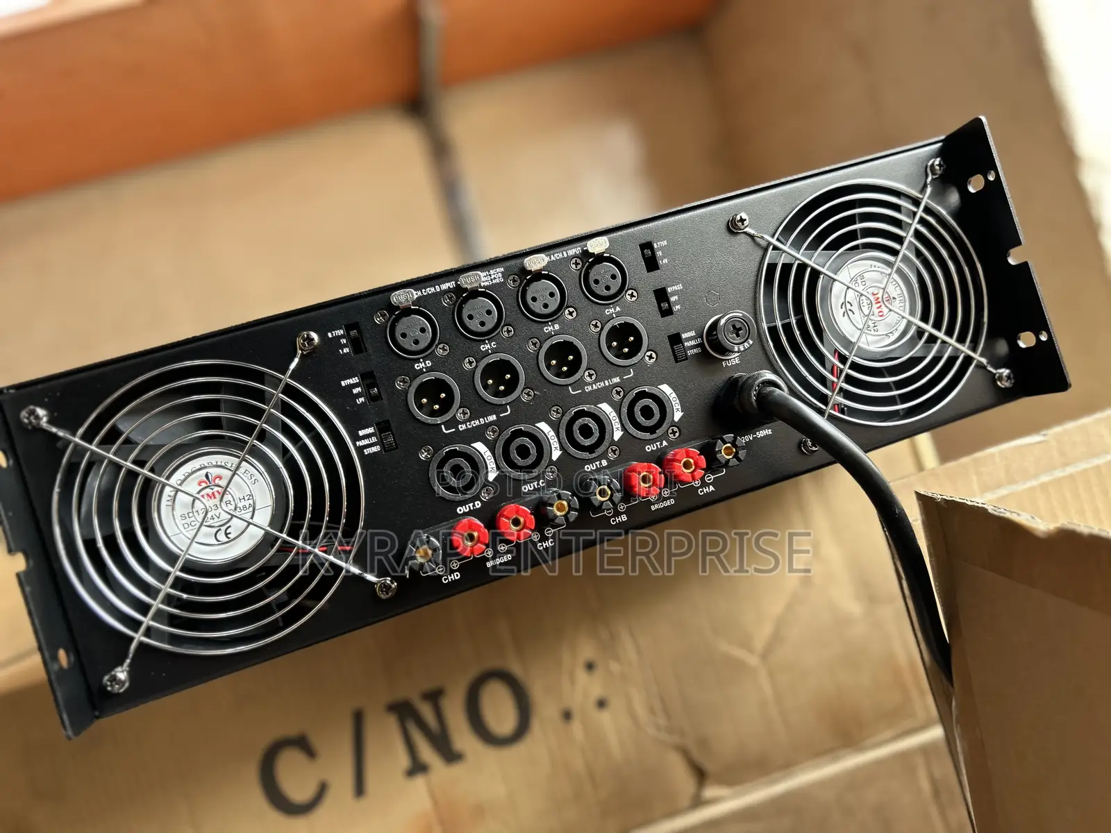 Crest Audio 4 Channel Amplifier