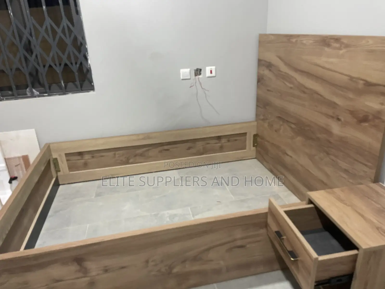 Bed ( Double)