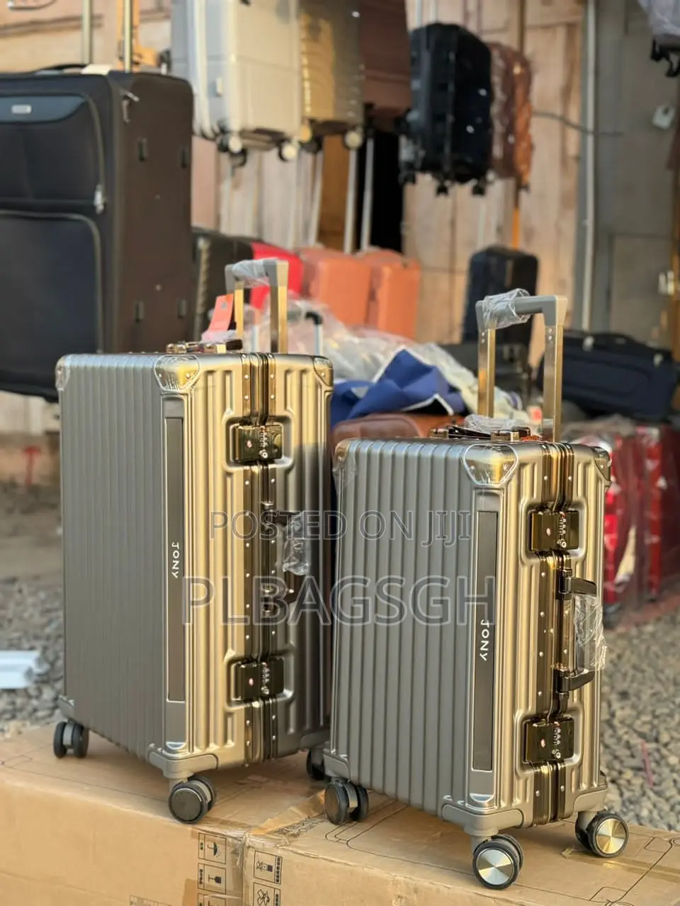 Zipless Trolling Traveling Luxurious Luggage at Plbagsgh
