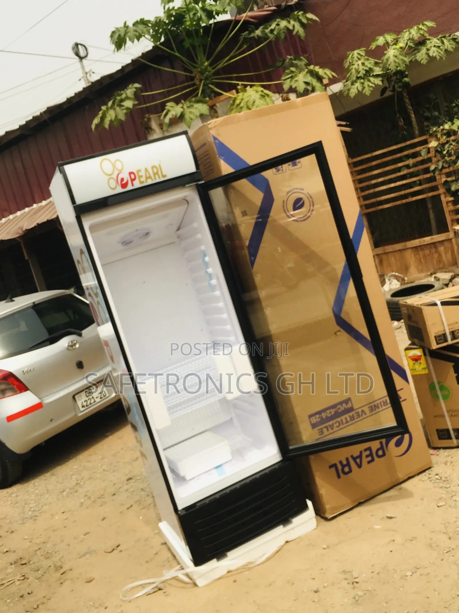 Singledoor PVC-424-2B Display Pearl Electric Fridge