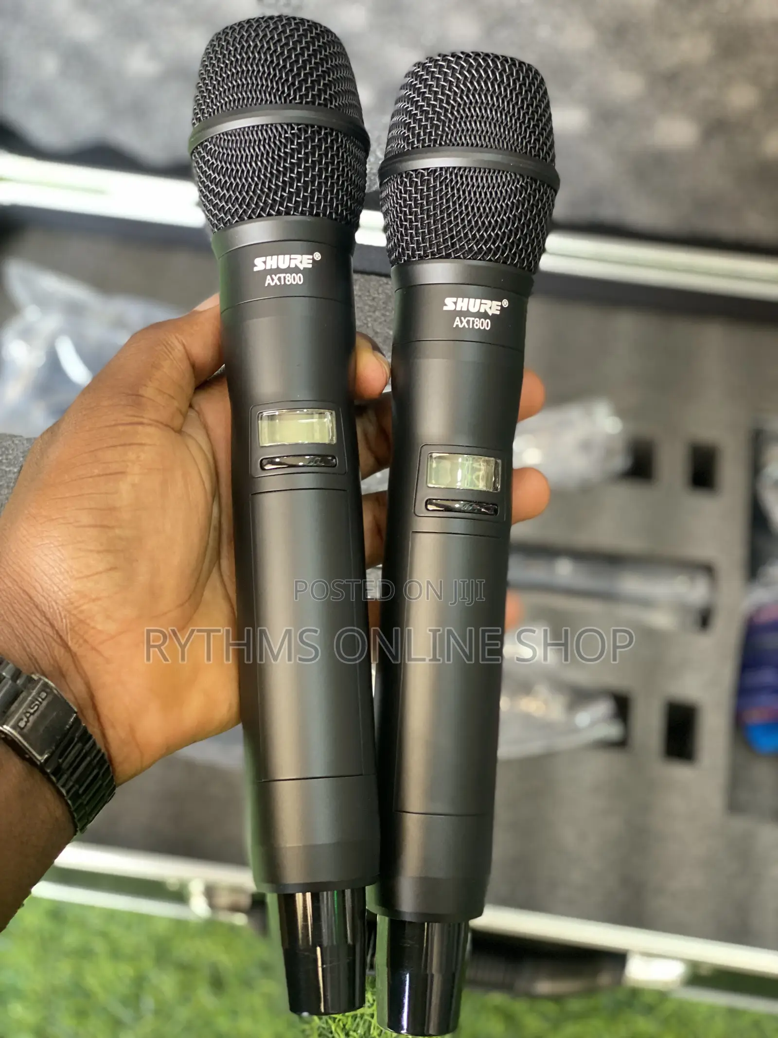 SHURE AXT800 Wireless Digital Microphone