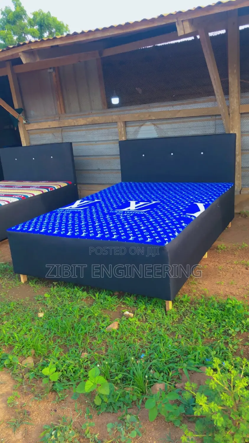 Inbuilt Double Bed