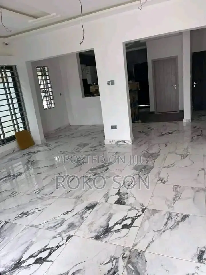 3bdrm House in Dr Roko, Awoshie for sale
