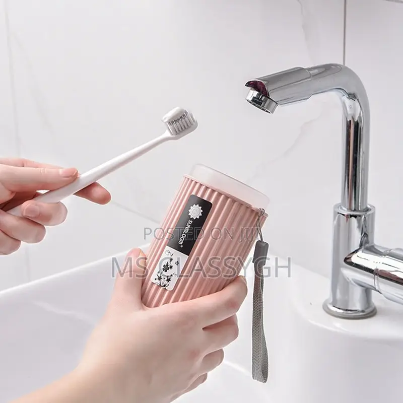 Portable Toothpaste Storage Box Toothbrush Holder Case Trave