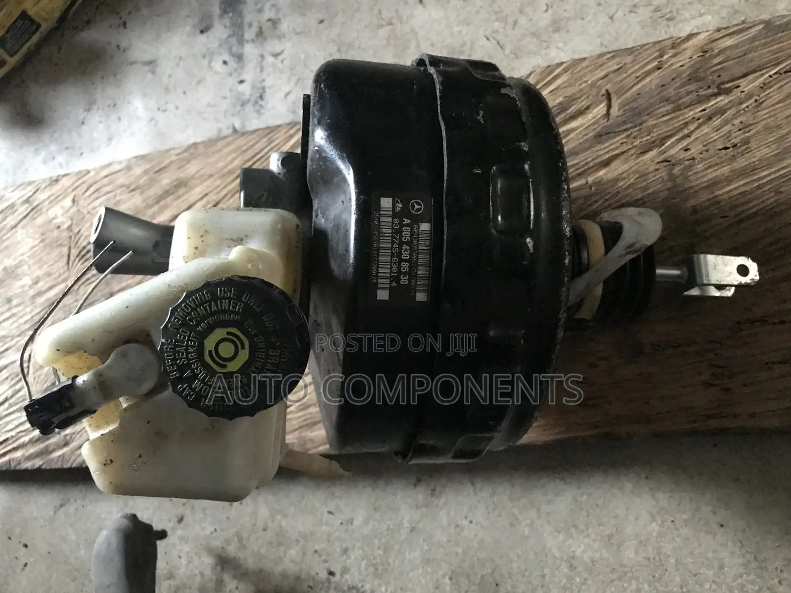 Mercedes Benz W204 (C300) 2008 - 2014 Brake Master Cylinder