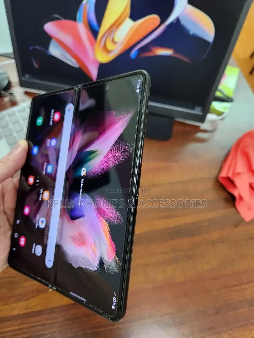 New Samsung Galaxy Z Fold 5 256 GB Black