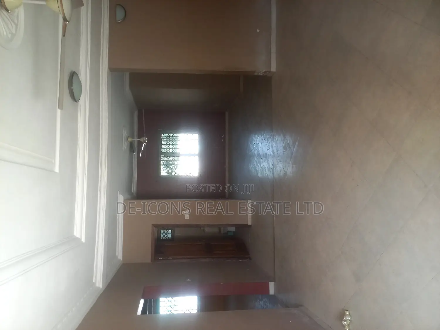 3bdrm Bungalow in De-Icons Real Estate, Ga South Municipal for rent