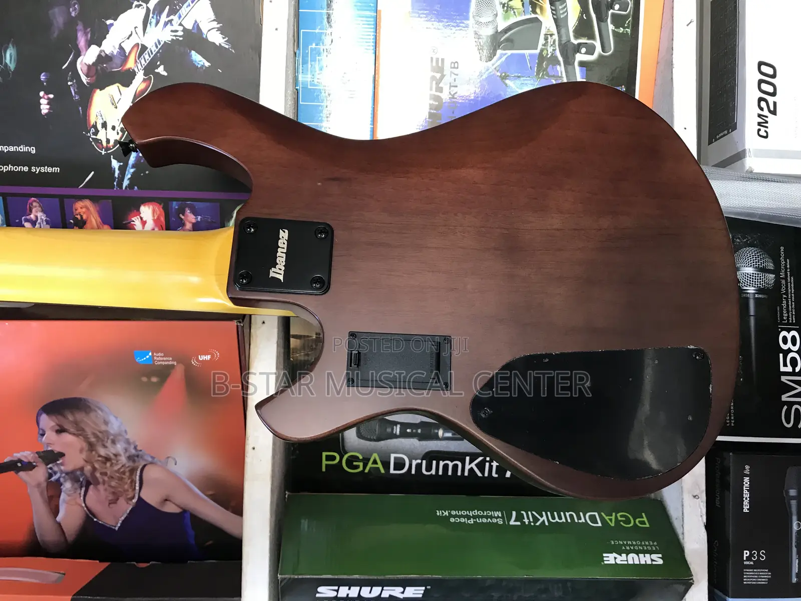 Ibanez Active Bass Guiter