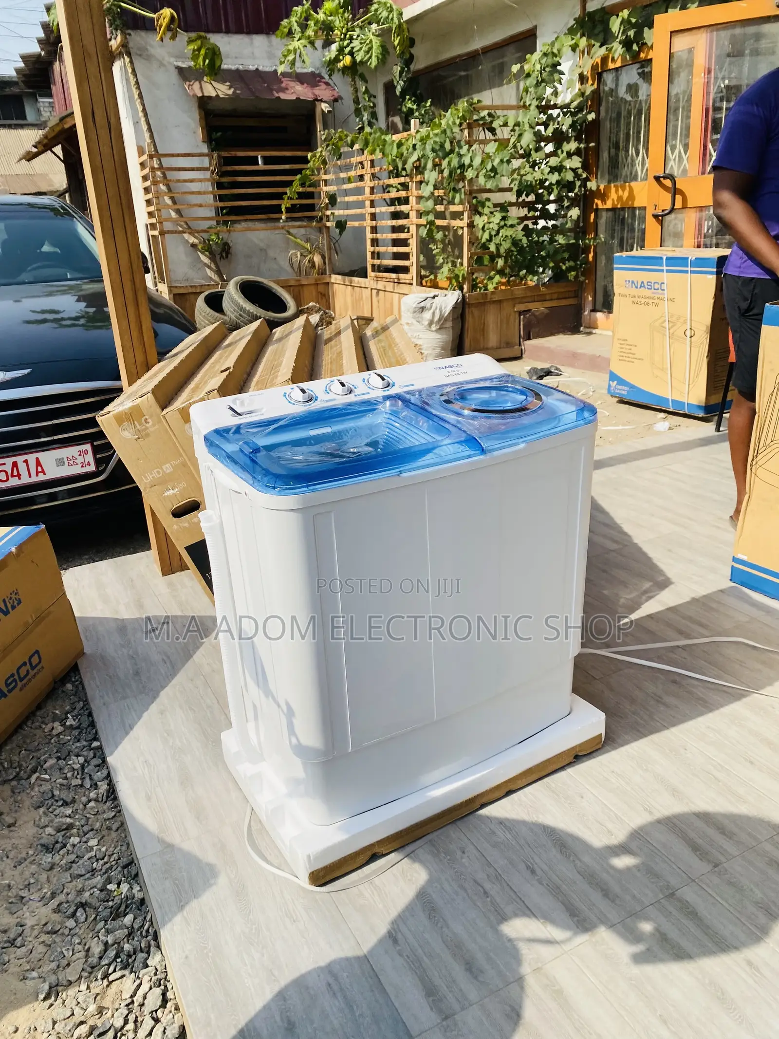 Lovely Design Nasco Twin Tub Electric Washing Machine.
