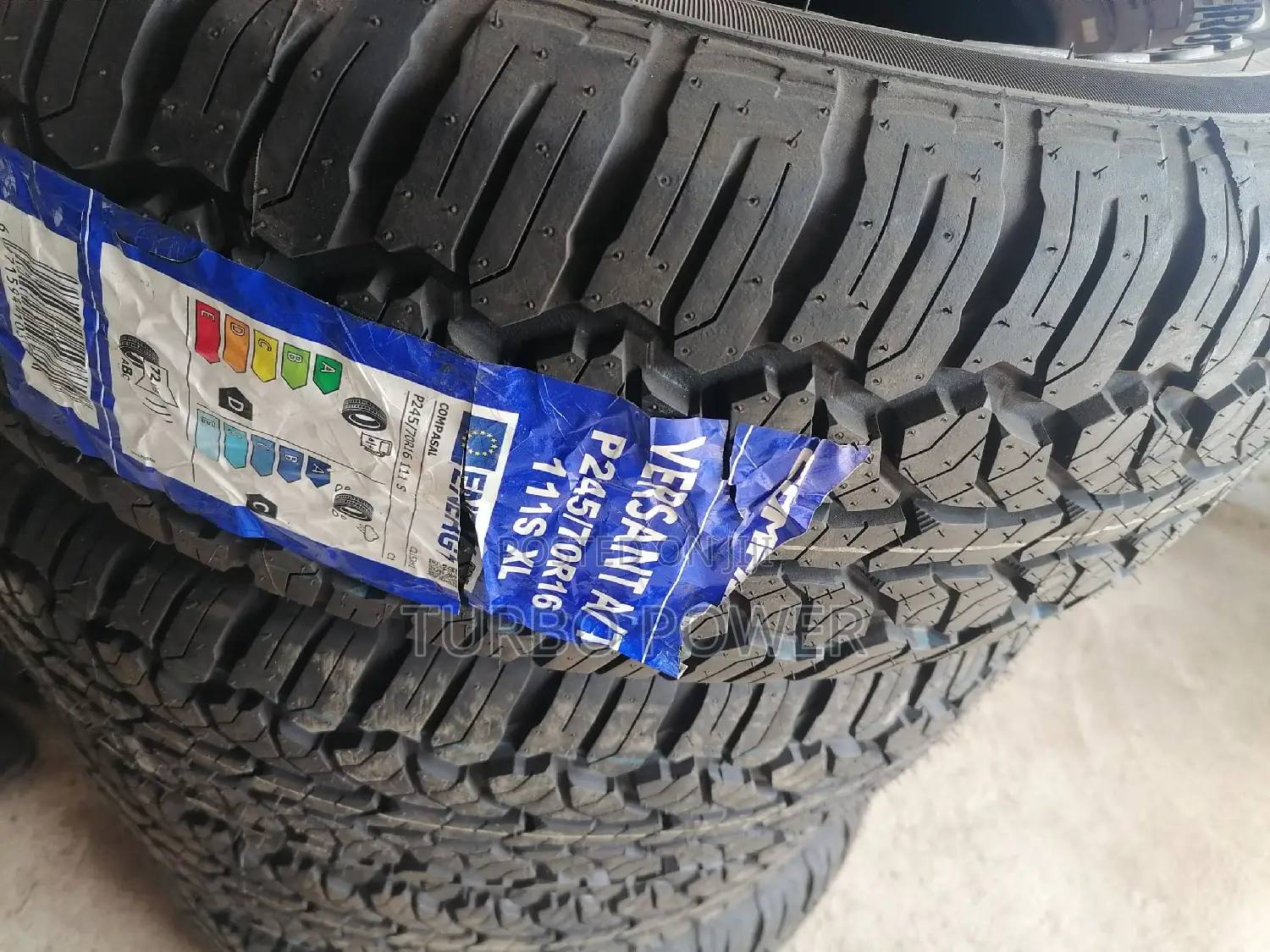 245/70r16 Compasal Rough