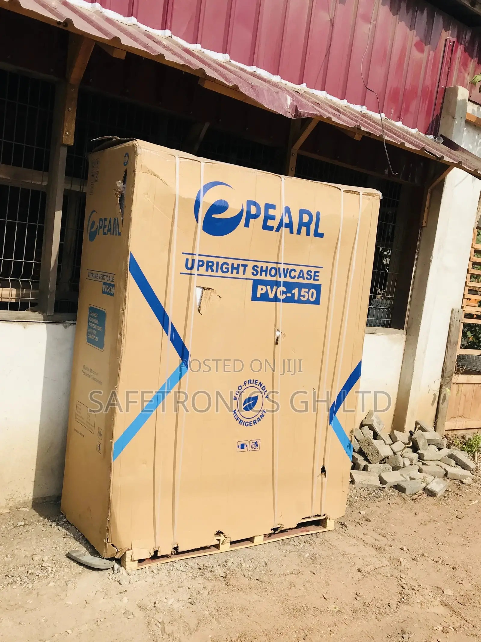 Display Pearl PVC-150 Electric Glass 3 Doors Fridge