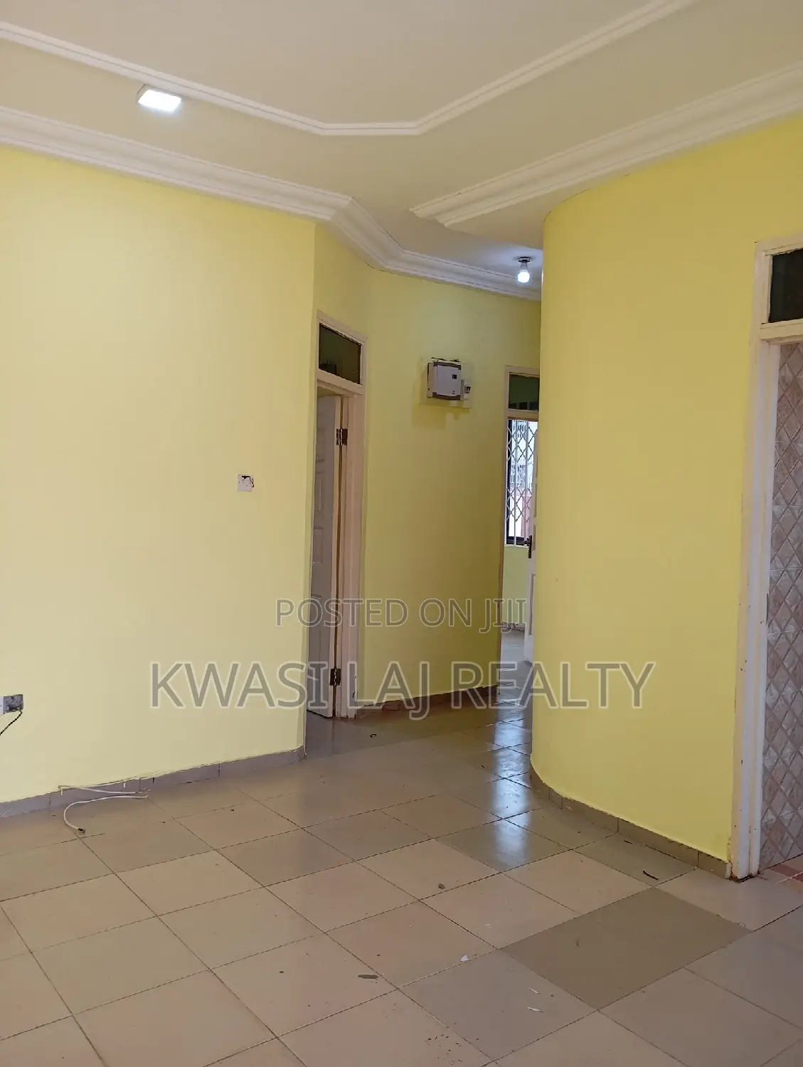 2bdrm House in Redtop, Weija for rent