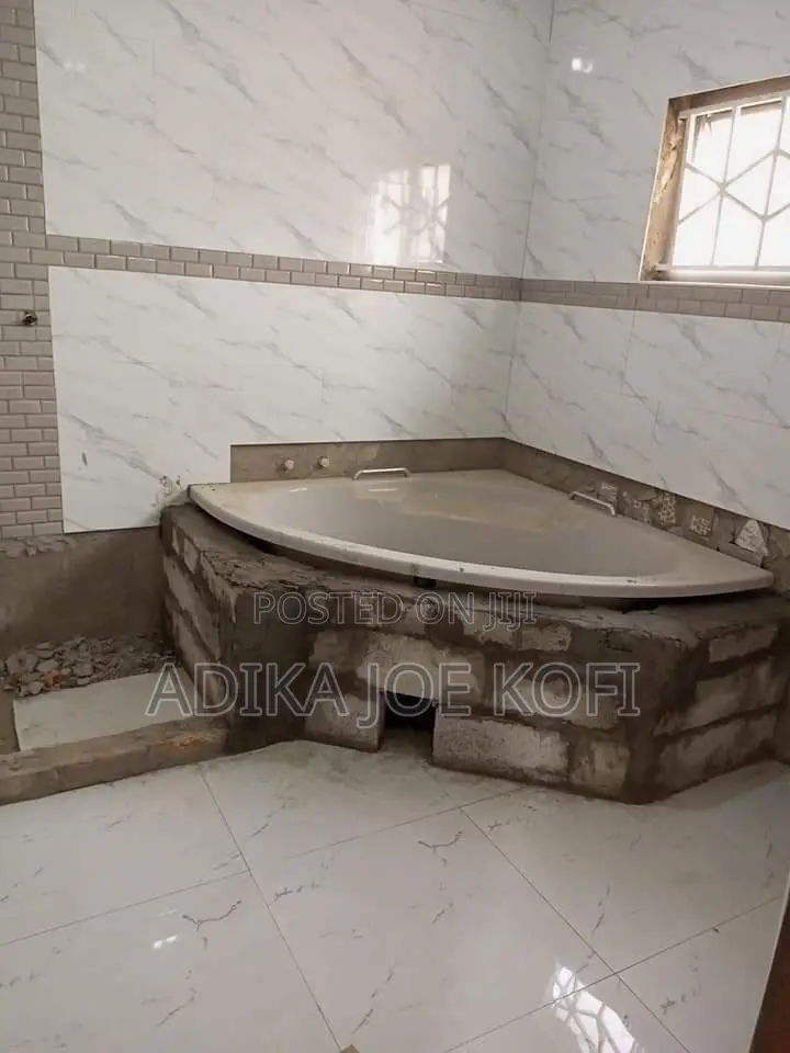 Excellent Stone's and Tilling Work