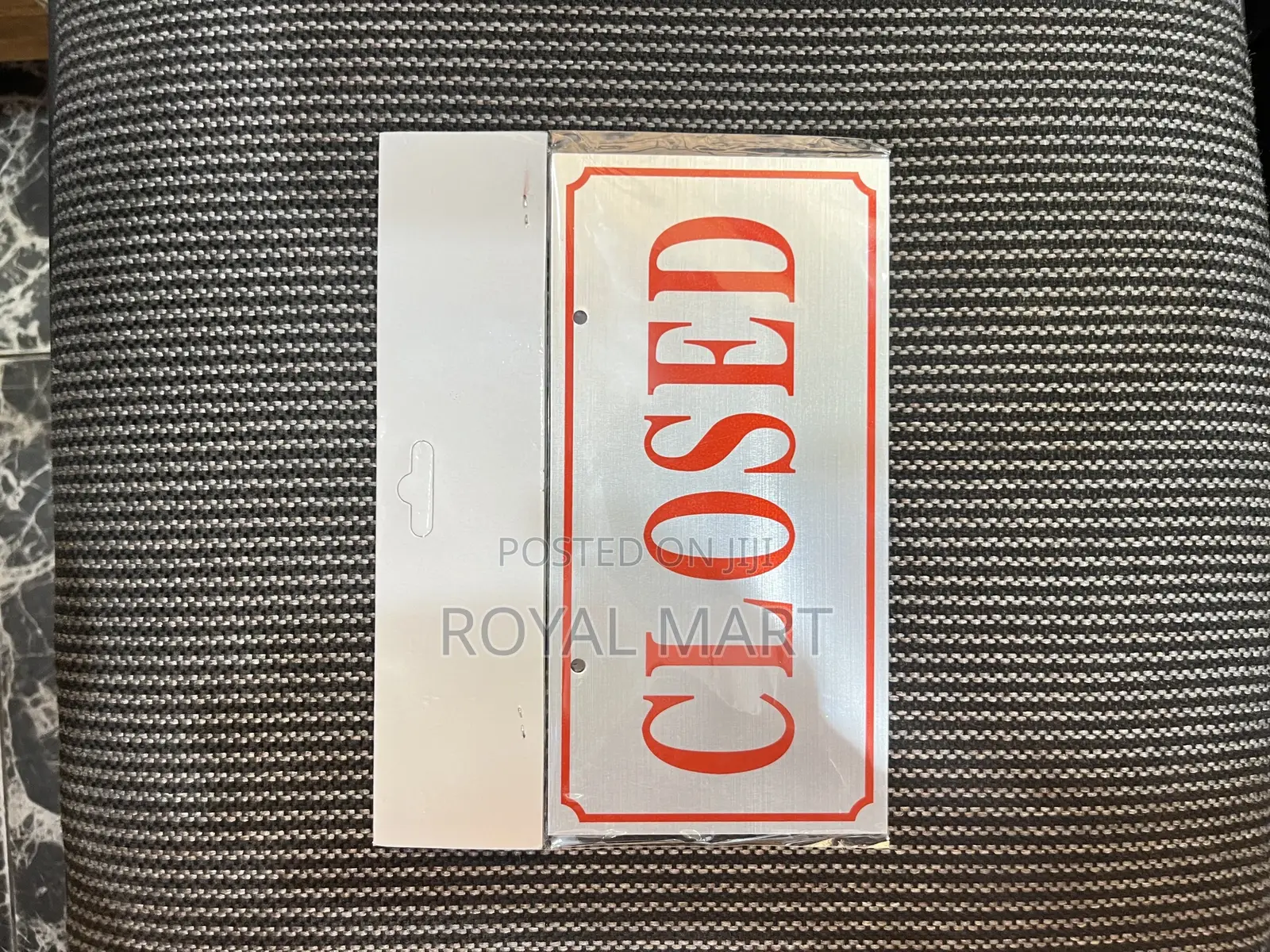 Open and Closed Communication Sign