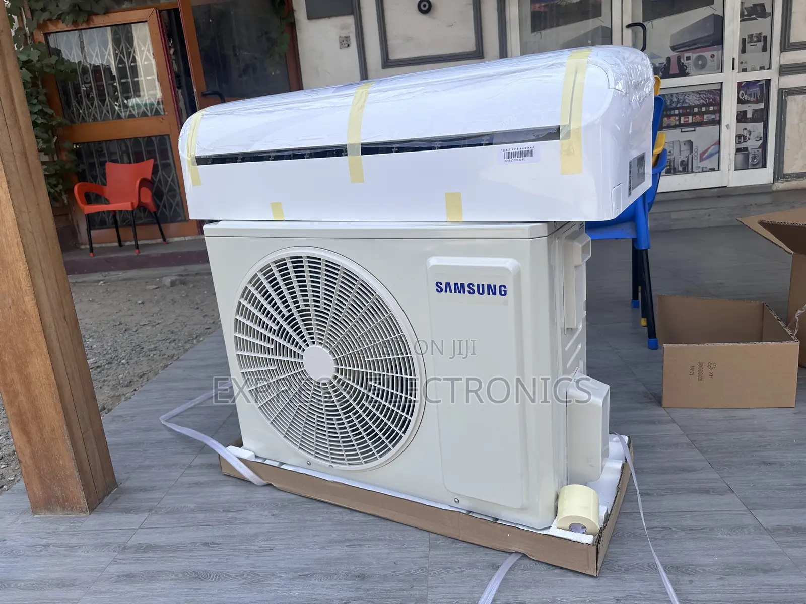 Call  and Order Samsung 2.5hp Split Lit R410