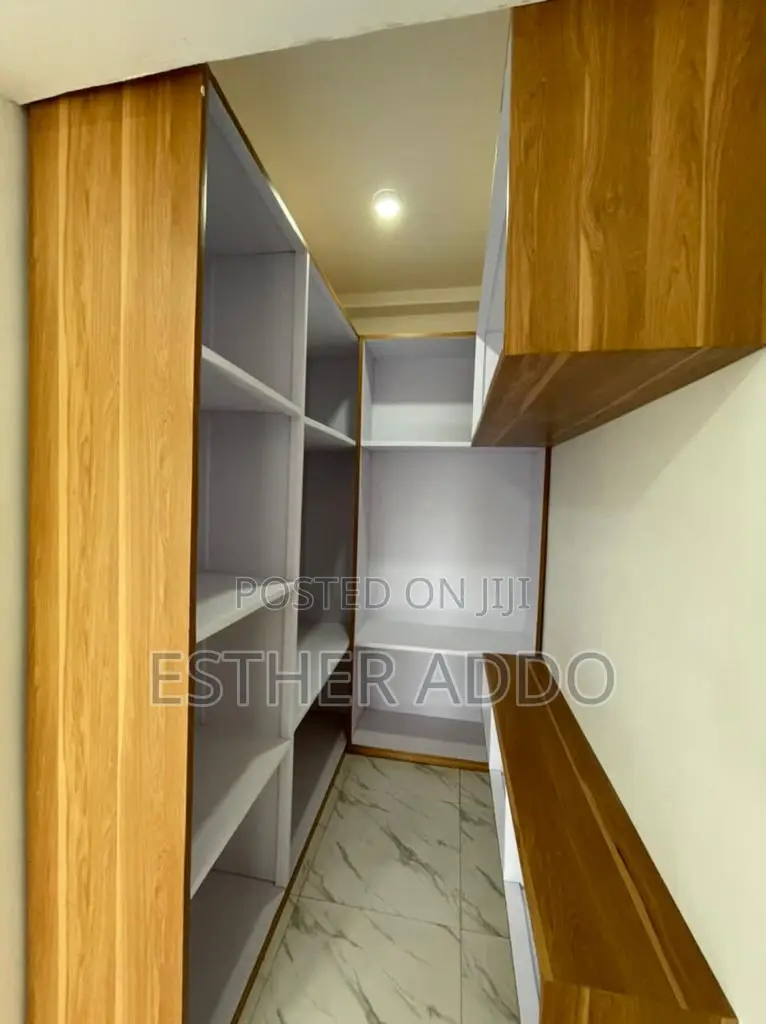 3bdrm House in Lake Side Estate for sale