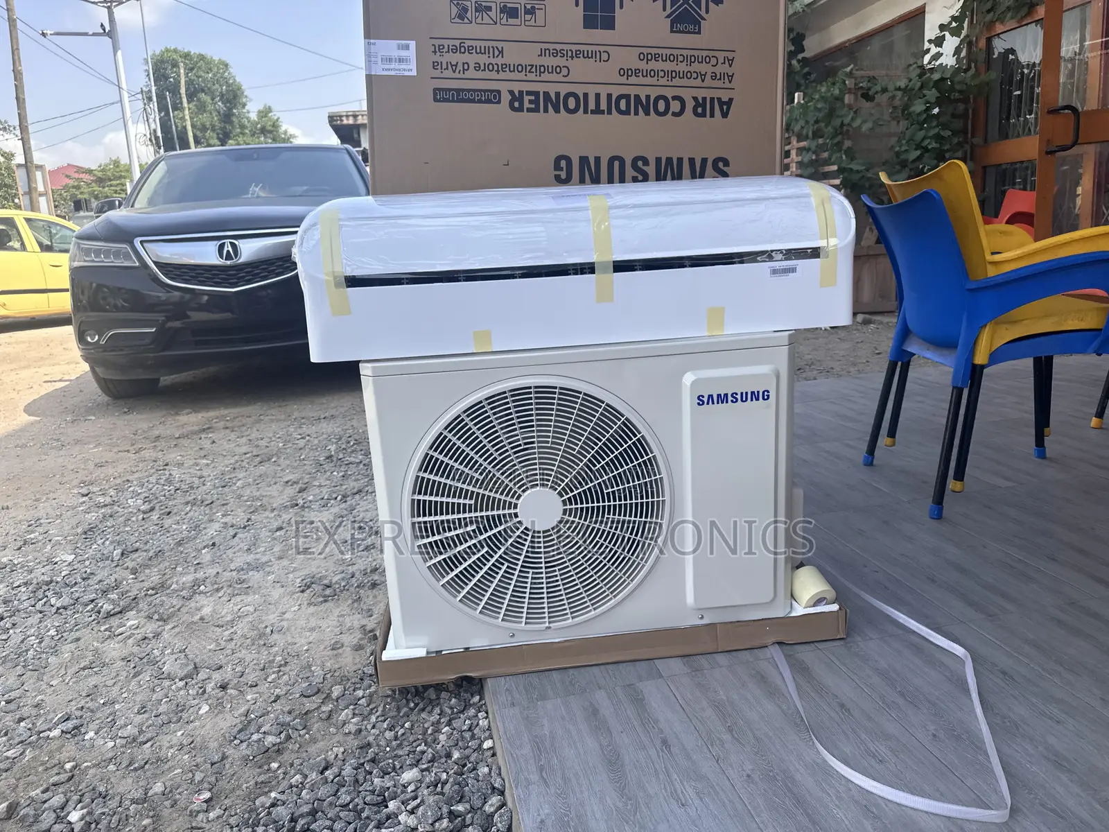 Get a Discount on Samsung Split R410 Gas 2.0hp White