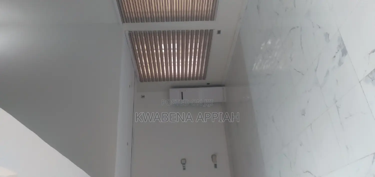 5bdrm Penthouse in Mark Estate At, Kumasi Metropolitan for rent
