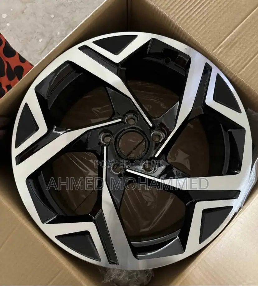 Hyundai Santafe, Tucson 17-Inch Rim.