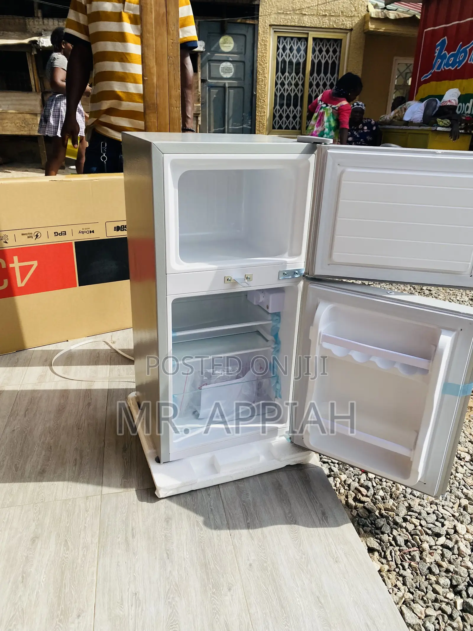 Energy Sufficient Nasco 2 Door Electric Table Top Fridge.