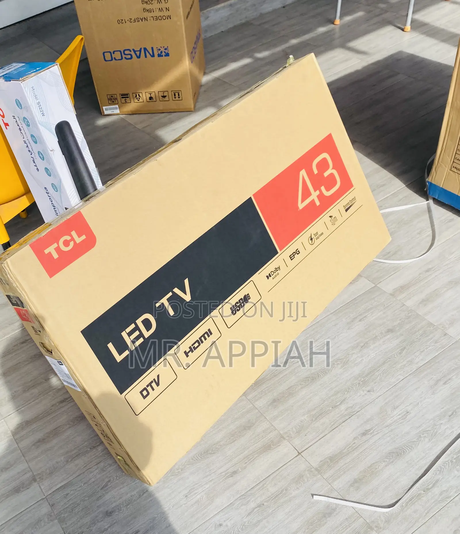 Lovely Design TCL 43D3200 43 Inch FHD Satellite Tv(Black).