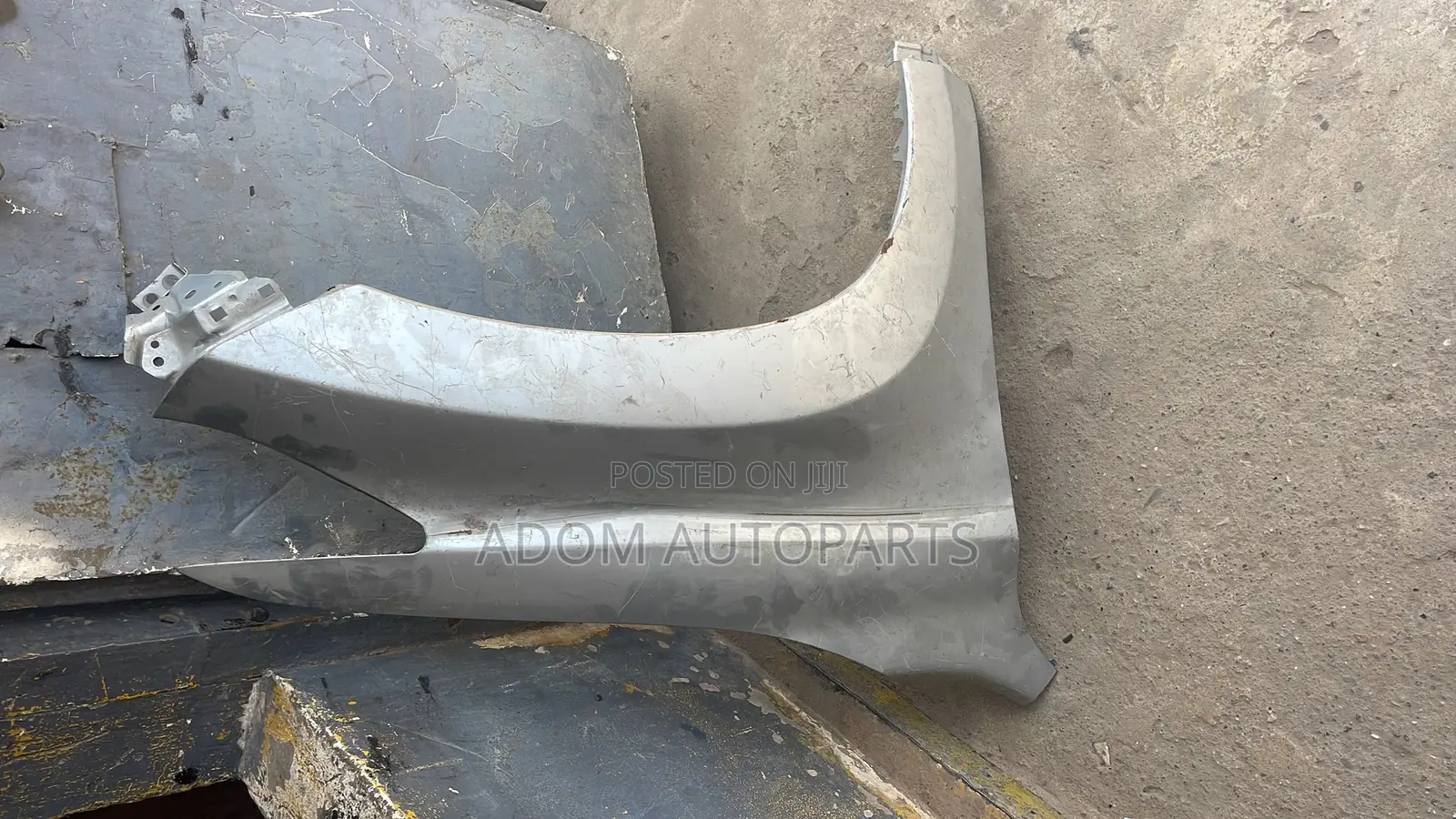 Mitsubishi Montero Pajero Outlander L200 Fender