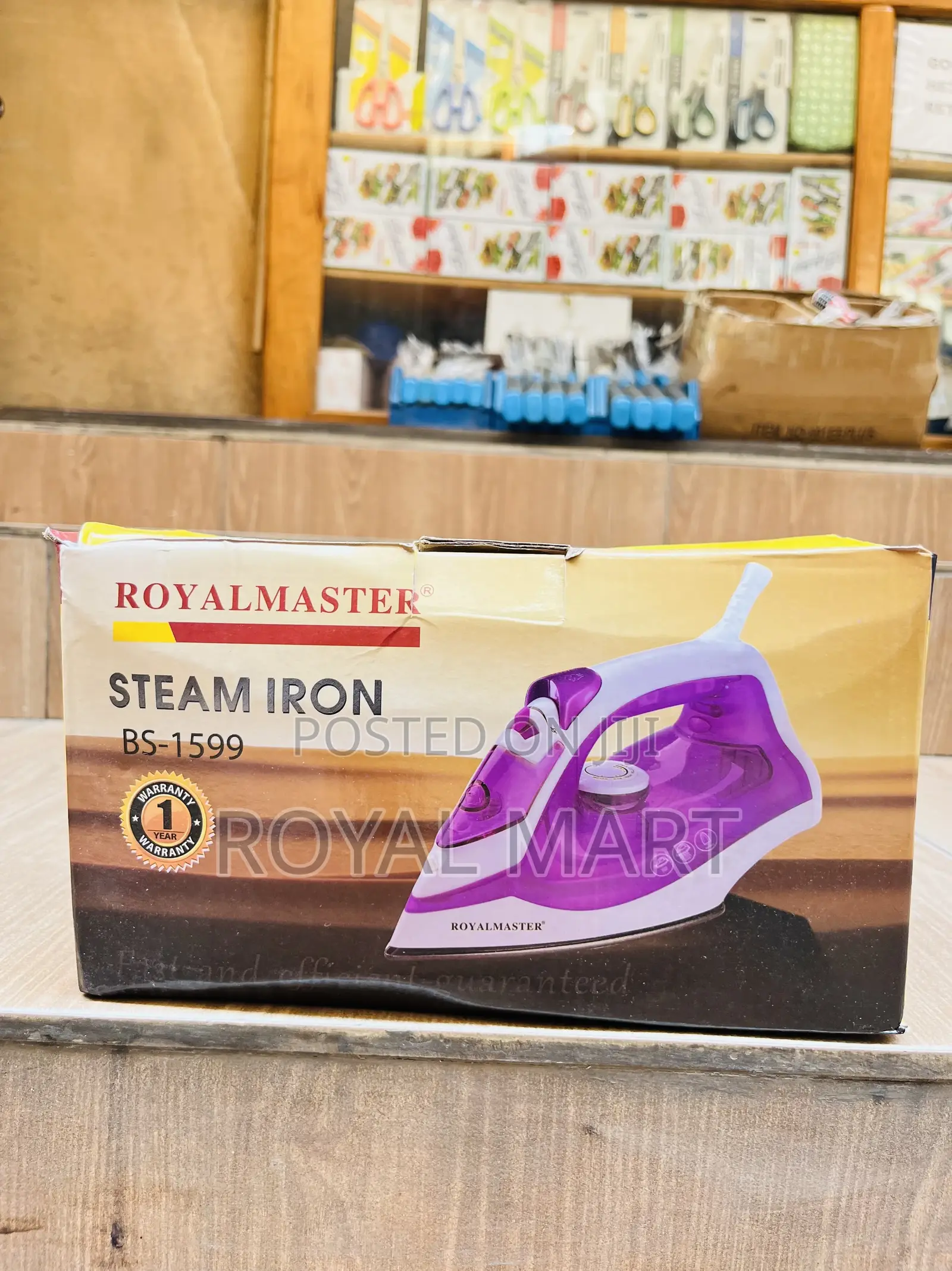 Royal Master Steam Iron