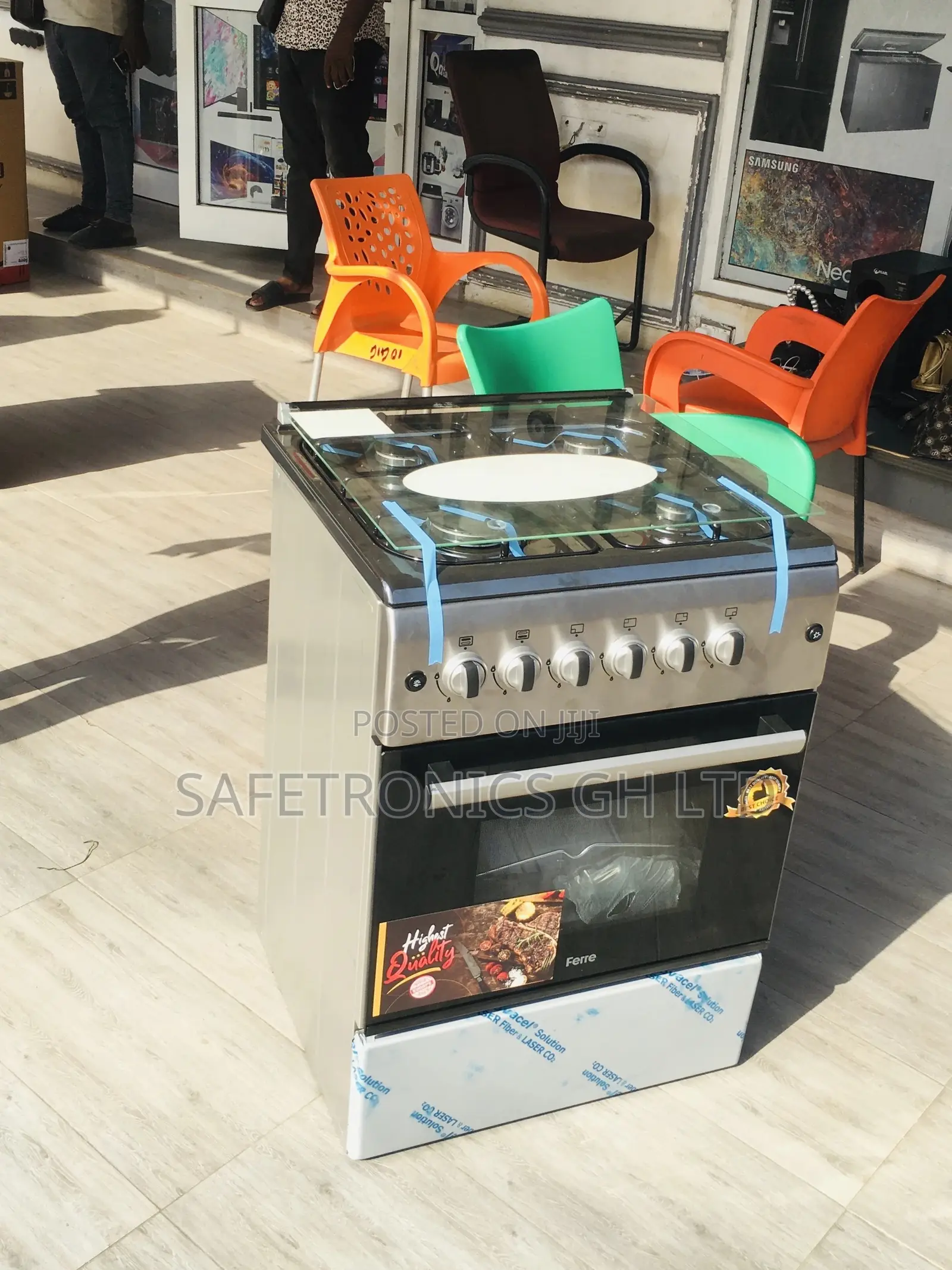 Ferre 4 Gas Cooker Oven With 60x60 Gray Glass Lid