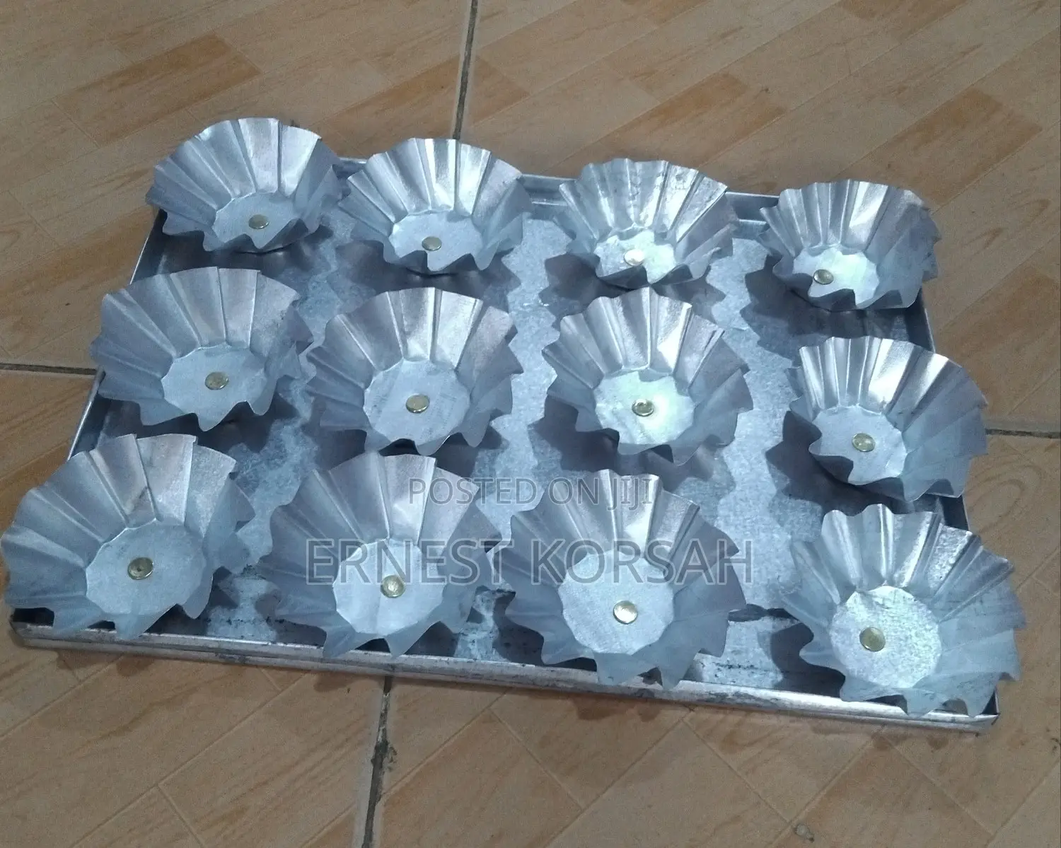 Pattern Tin for Catering