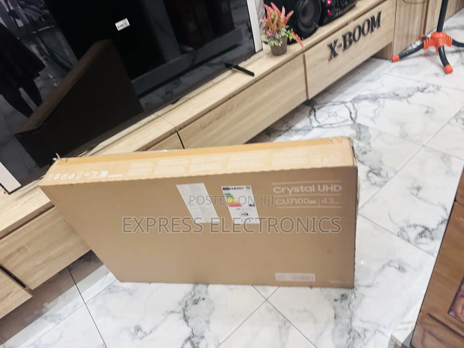 Grab a Deal on Samsung UHD Smart 43”Cu7000