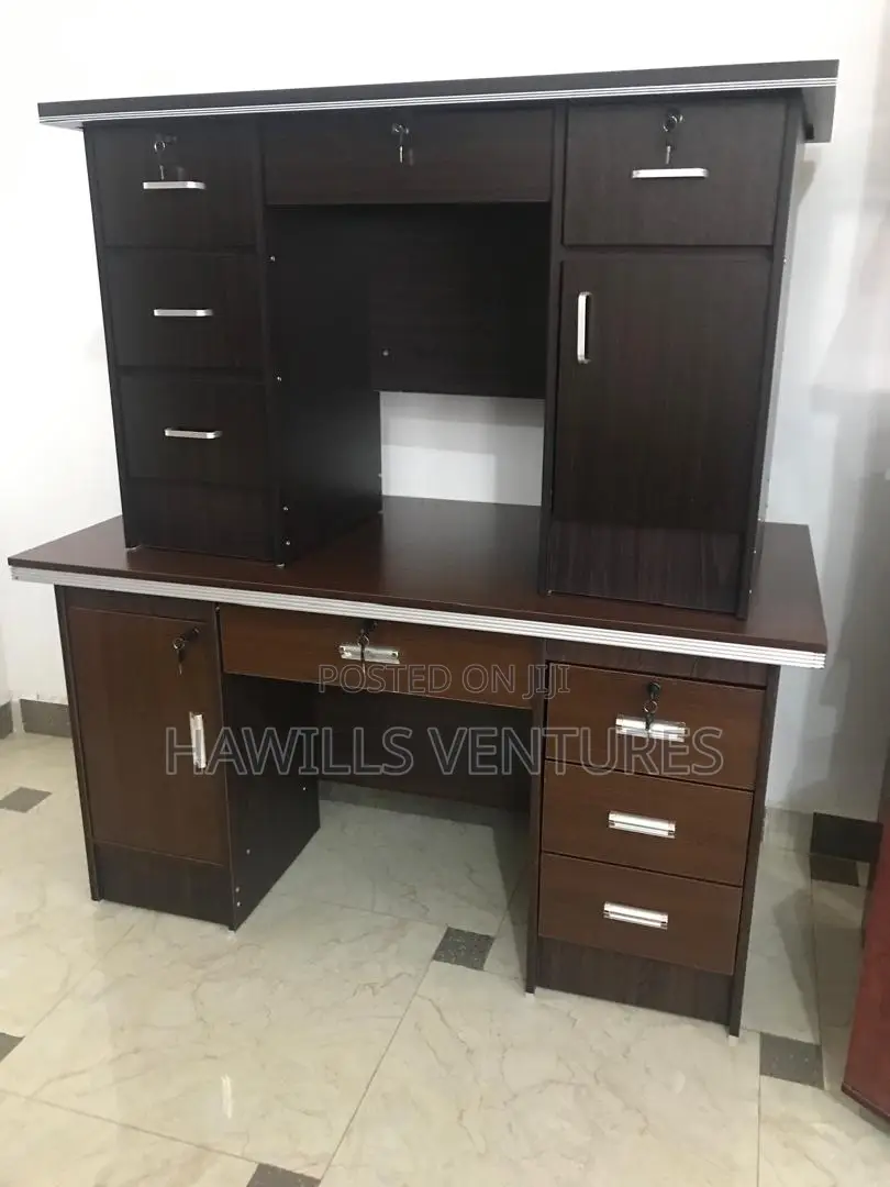 Wooden Office Table