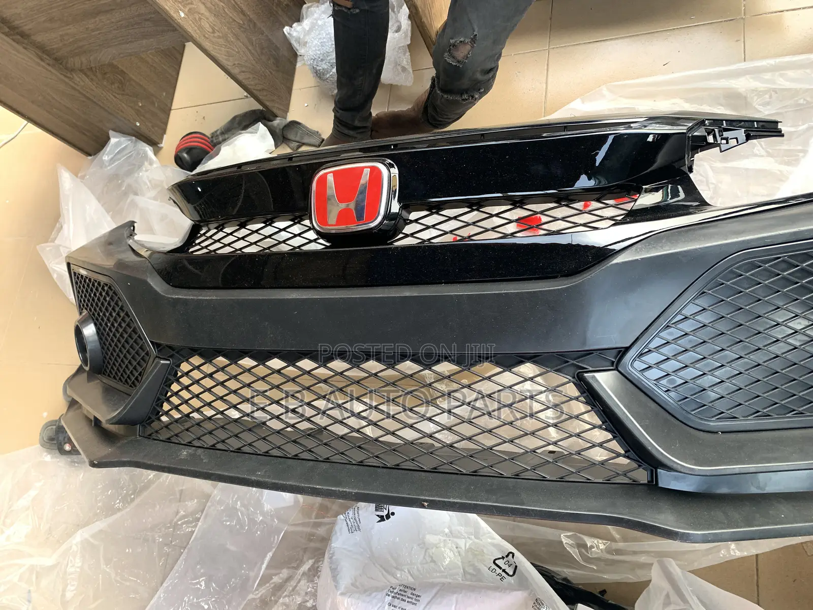 Civic 2017/2018 Front Bumper Complete Liftback
