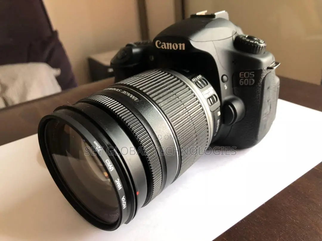 Canon Eos 60d 18mp DSLR Camera With Ef-S 18-135mm Lens