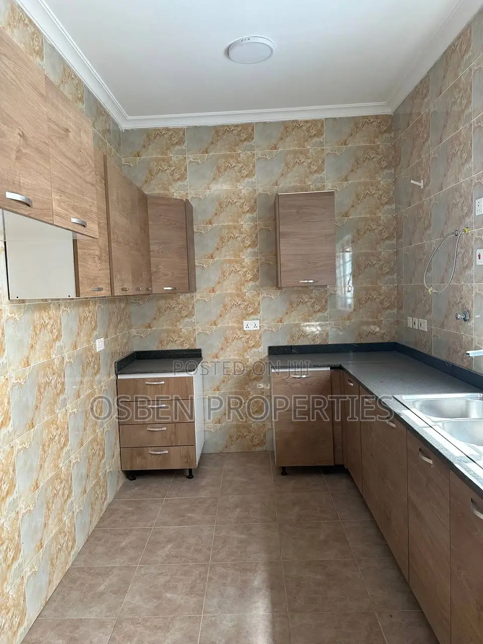 3bdrm House in Pleasant Properties, Spintex for sale