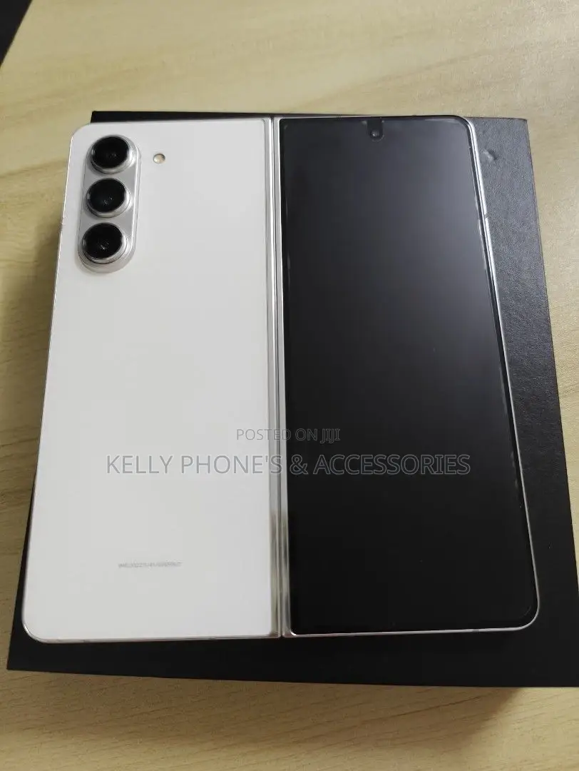 New Samsung Galaxy Z Fold 5 512 GB White