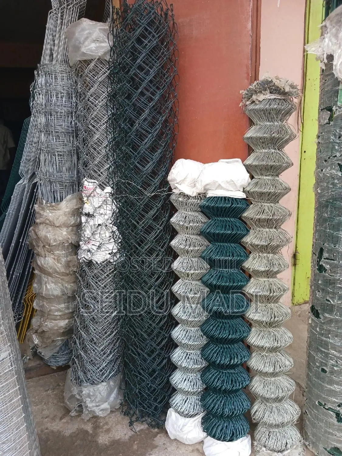 Galv.And Coated Chainlink 6ft by 42feet.