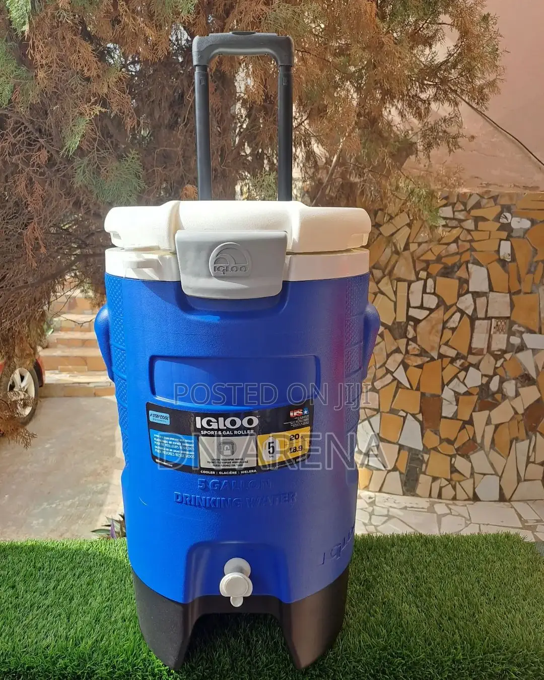 5 Gallon 20quarts on a Wheel