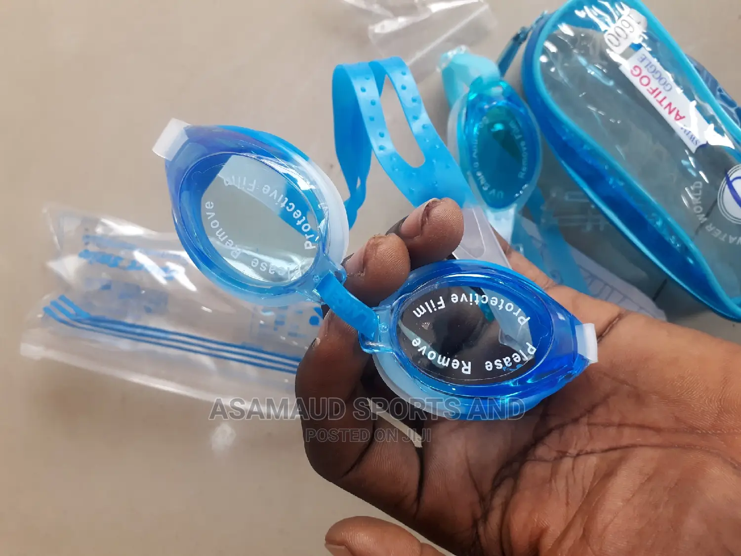 Original Swimming Goggles At Cool Price