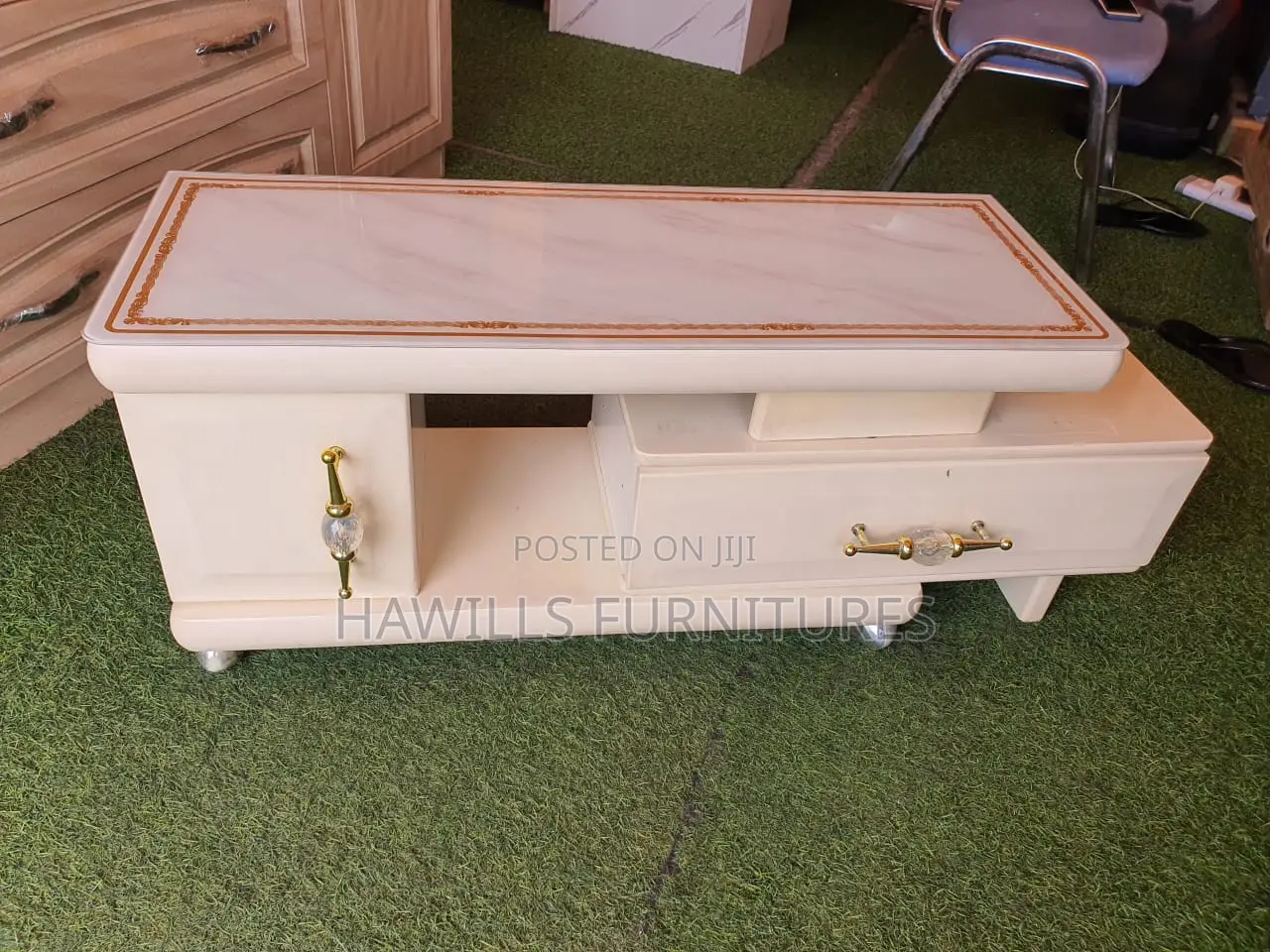 Mobile Tv Stand 32-40 Inches