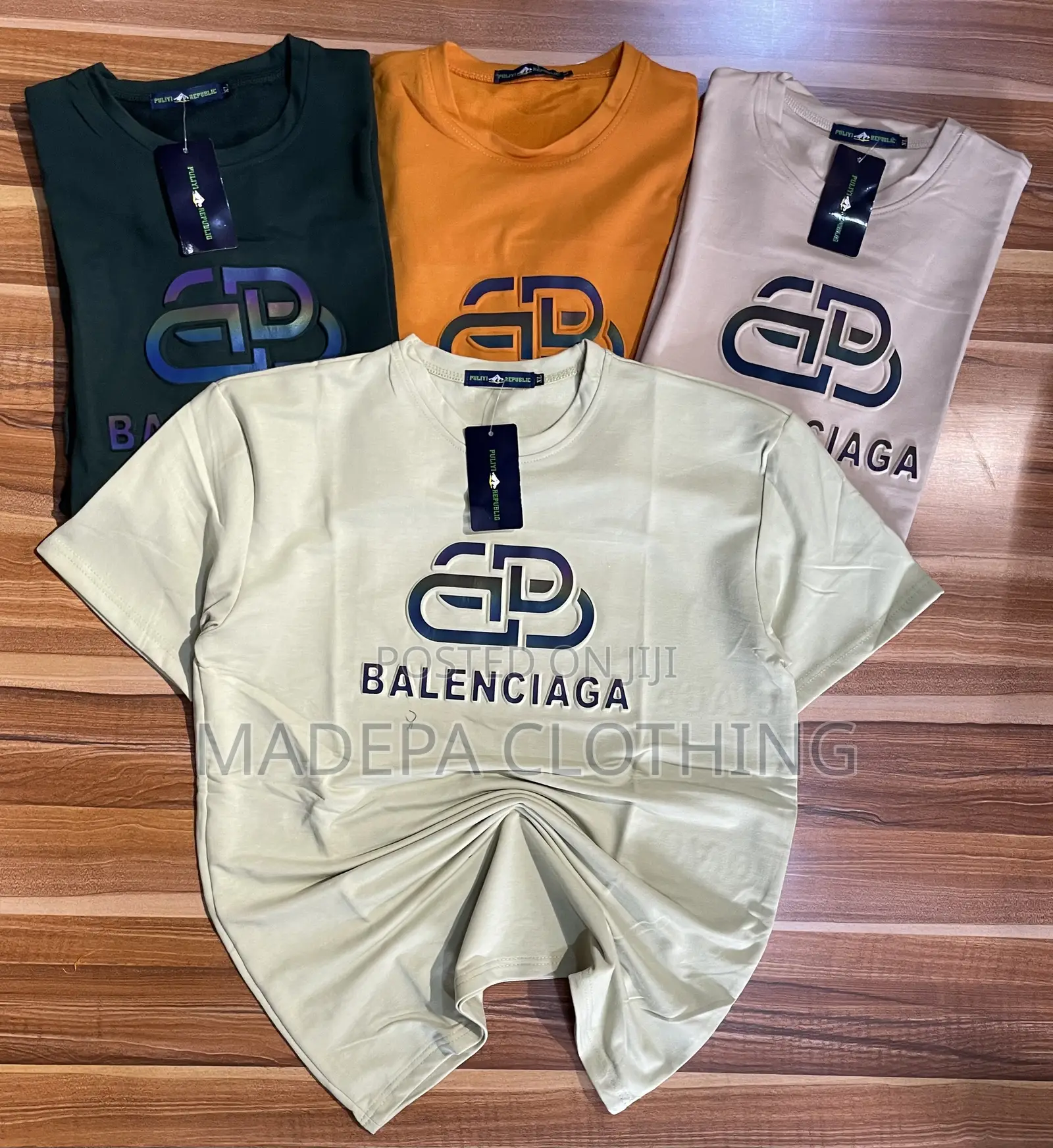 Round Necks T Shirt