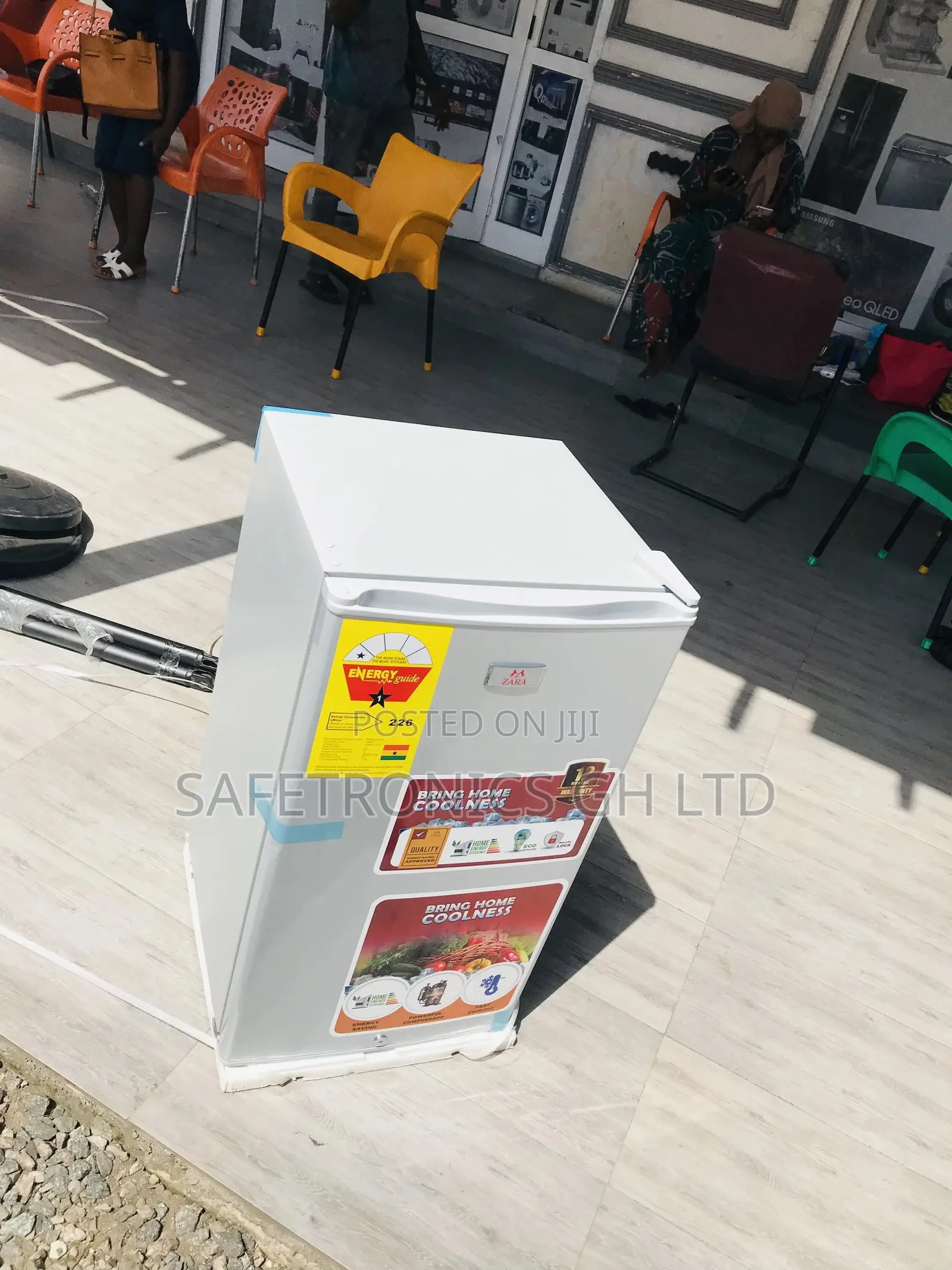 Zara-11sd Tabletop 82 Liters Topfreezer Singledoor Fridge